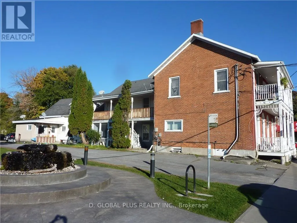 41-49 MAIN STREET E