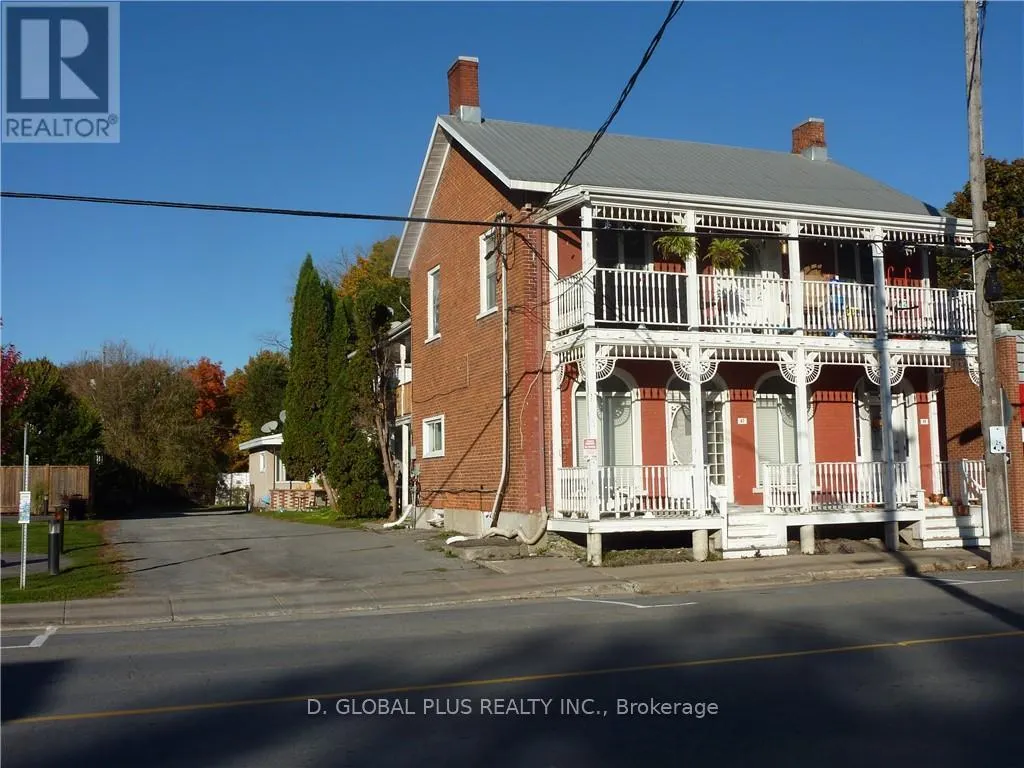 41-49 MAIN STREET E