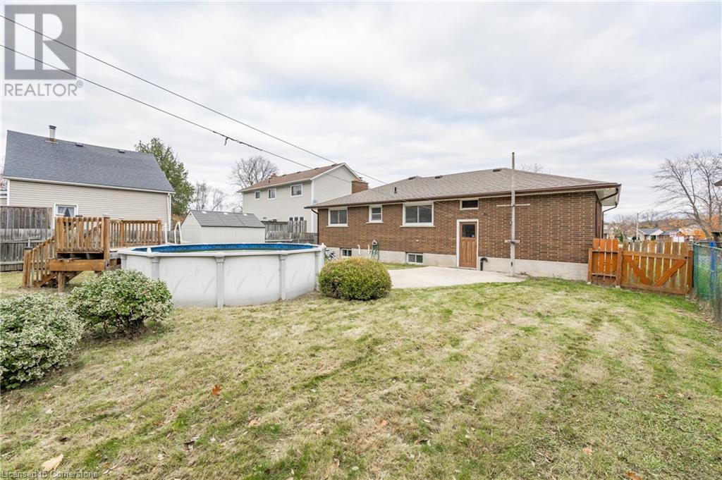 3045 PORTAGE Road