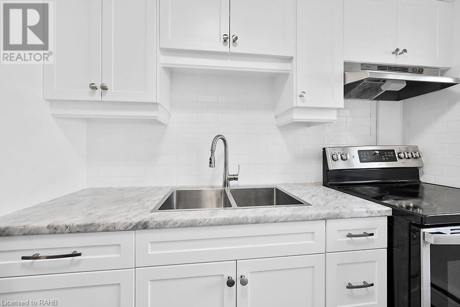 9 GRANT Boulevard Unit# 107, #107