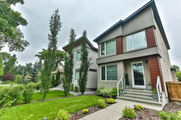 9051 90 Street, Edmonton