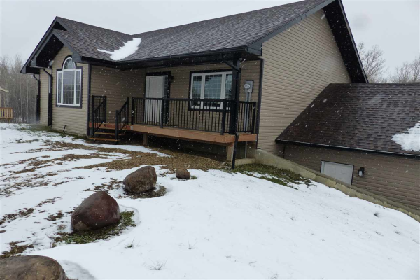 Undisclosed Address, Rural Parkland County