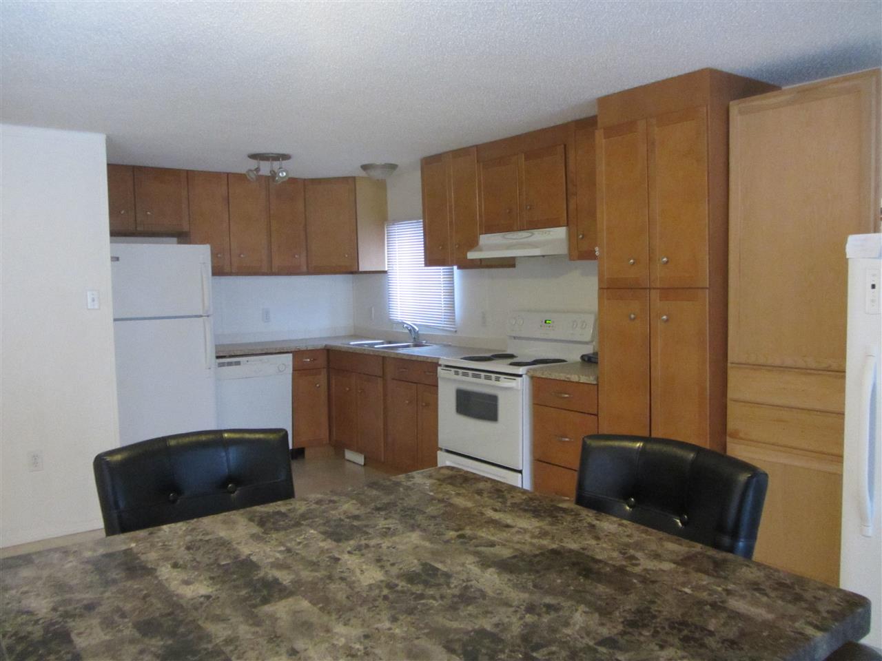 661 Evergreen Mobile Home Park, (MLS® E4186798) See this property