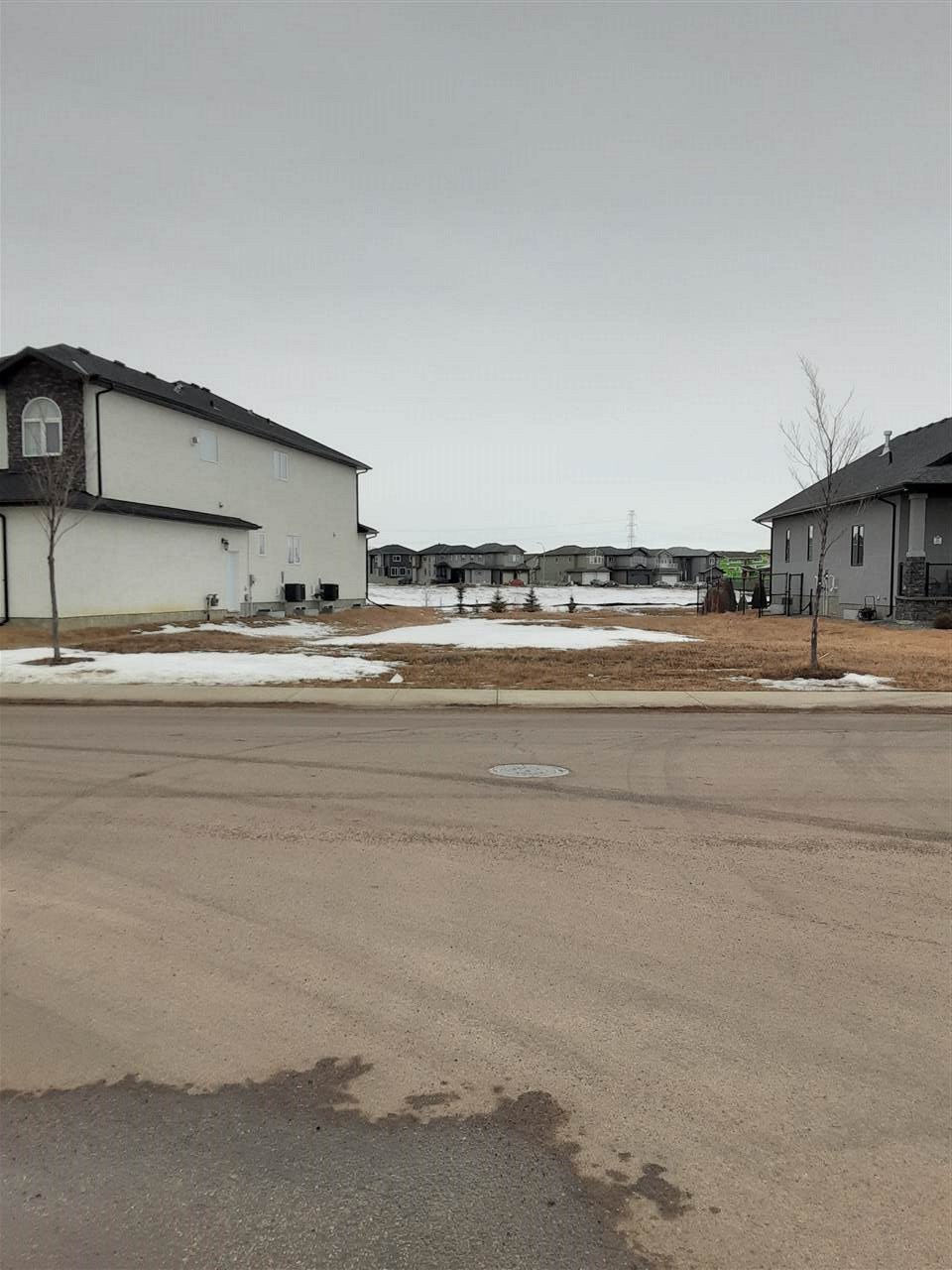 182 FRASER Way, (MLS® E4231488) See this property for sale in Fraser, Edmonton