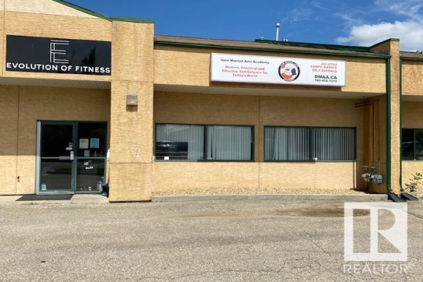 31B & 31C Rowland Crescent, St. Albert