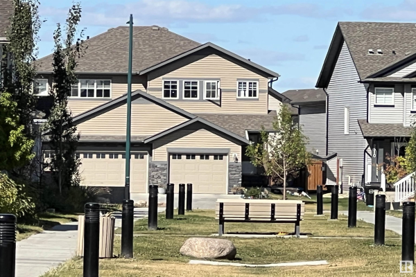 2512 19A Avenue, Edmonton