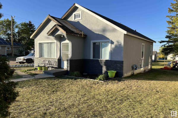 4840 50 Avenue, Holden