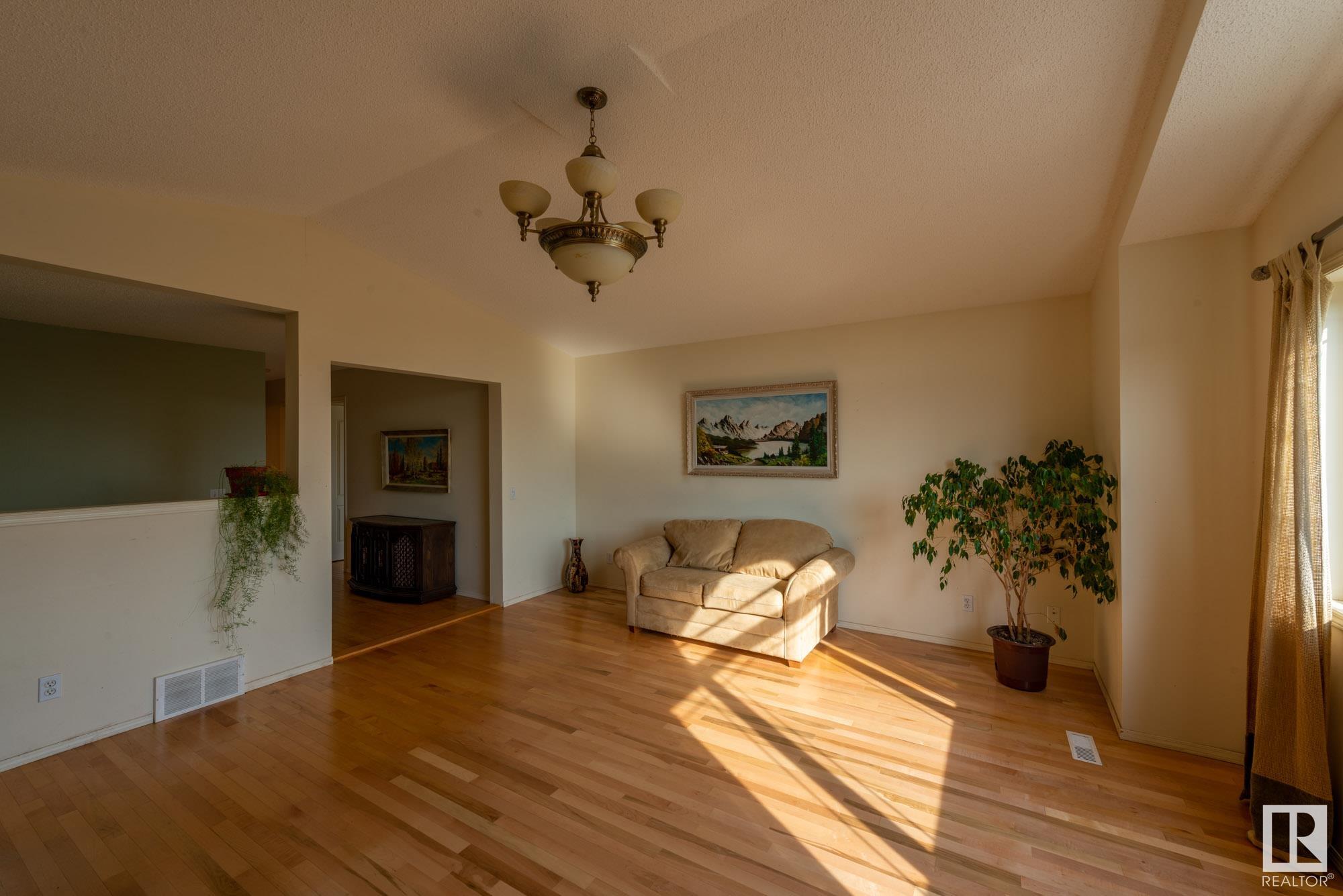 Listing E4316660 - Large Photo # 24