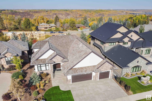 2773 WHEATON Drive, Edmonton