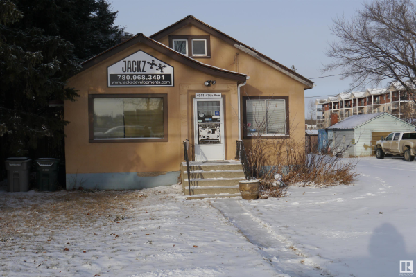 4911 47 Avenue, Stony Plain