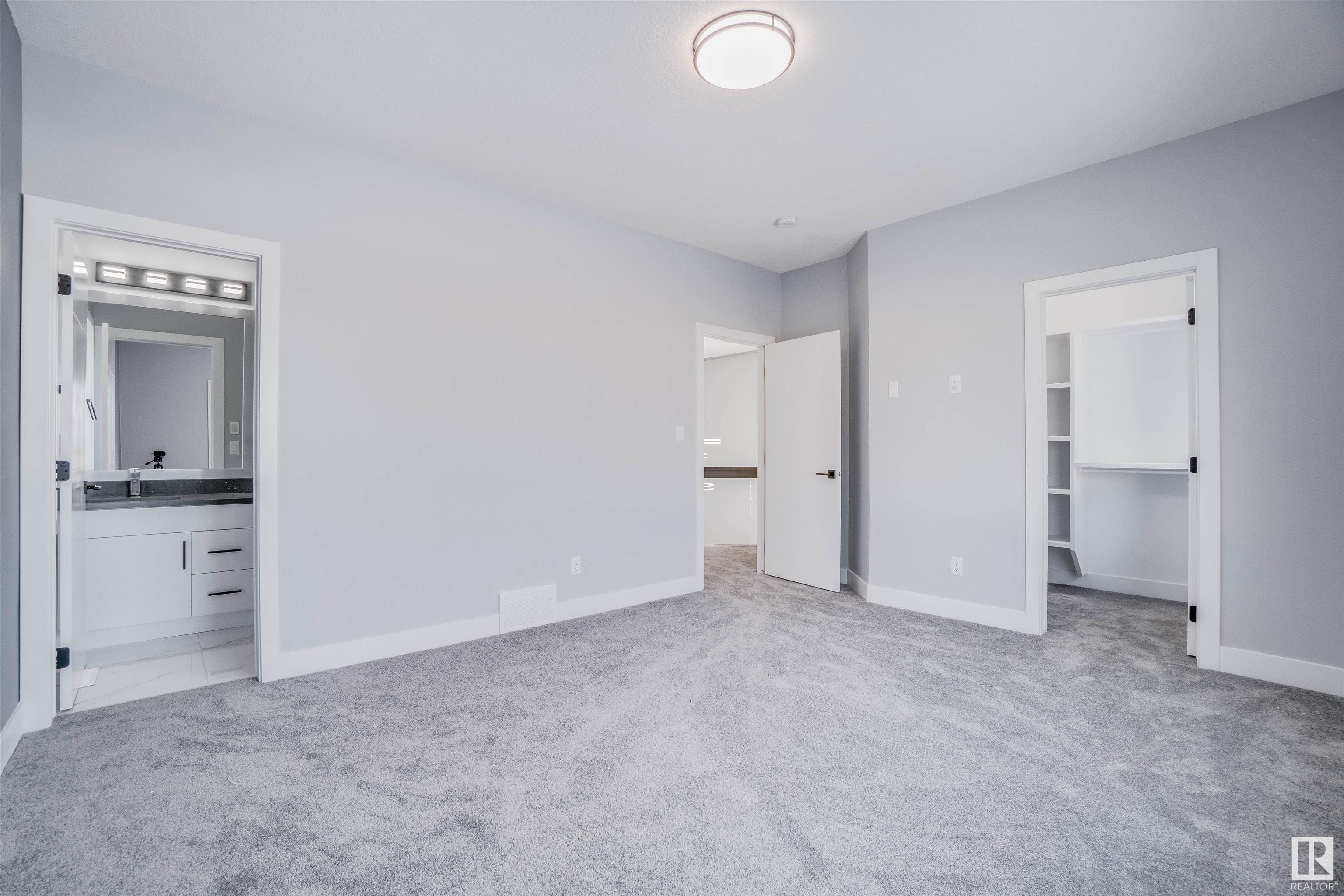 110 EDGEWATER Circle