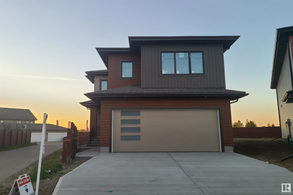 42 TREBLE Landing, Spruce Grove