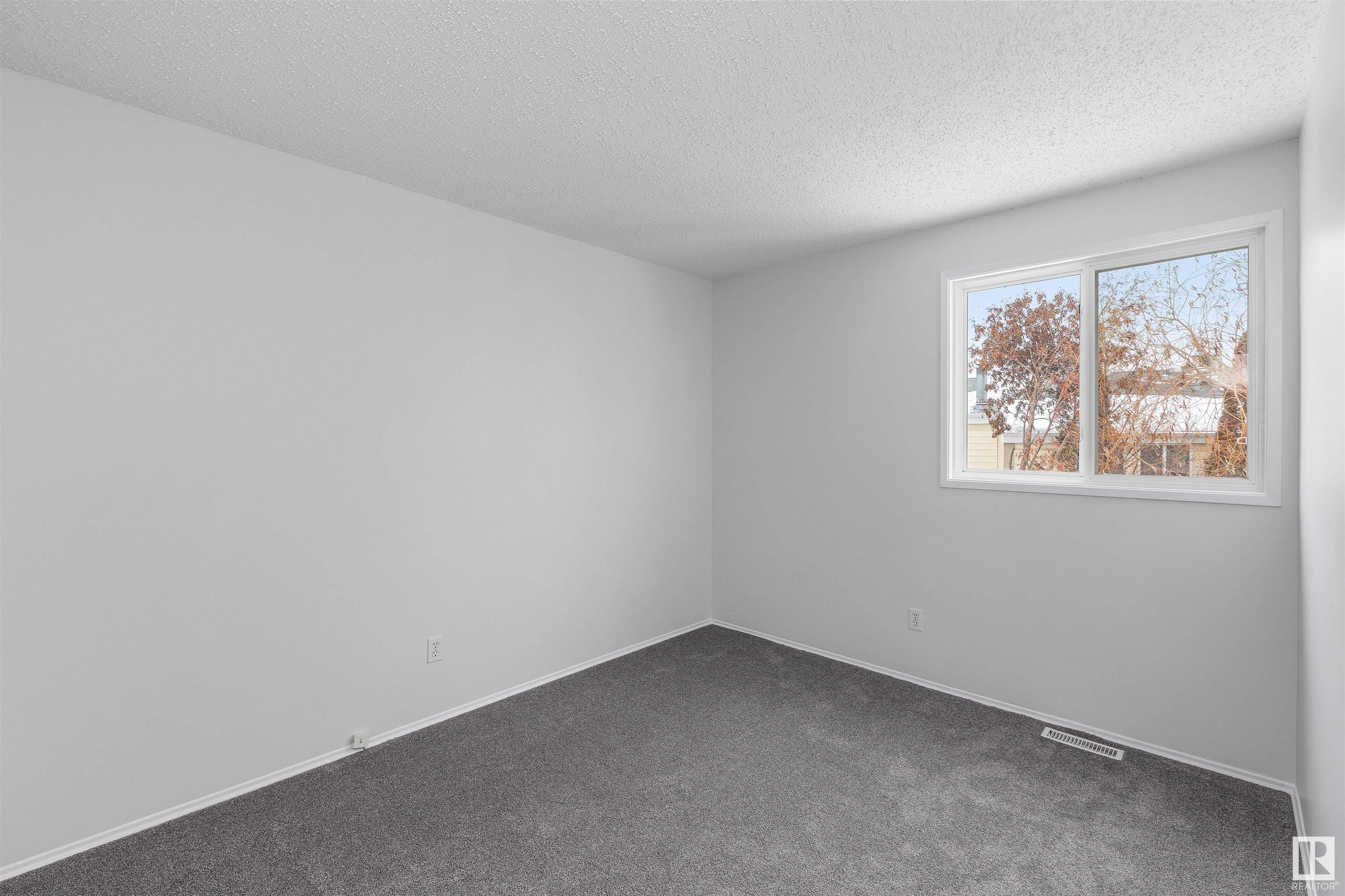 Listing E4323000 - Large Photo # 21