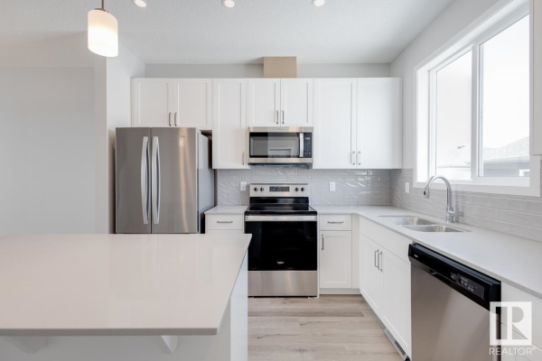 5125 PARC REUNIS Way, Beaumont