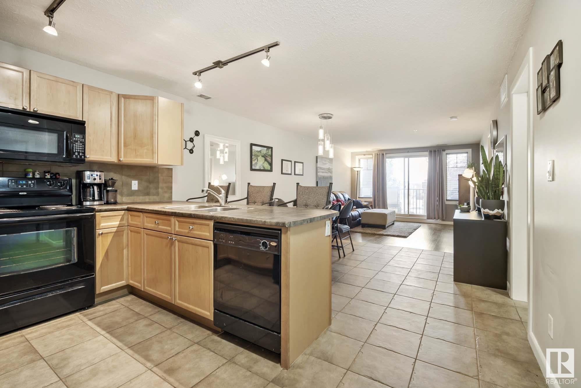 Listing E4323105 - Large Photo # 2