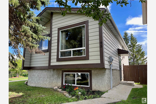 95 Birch Drive, Gibbons