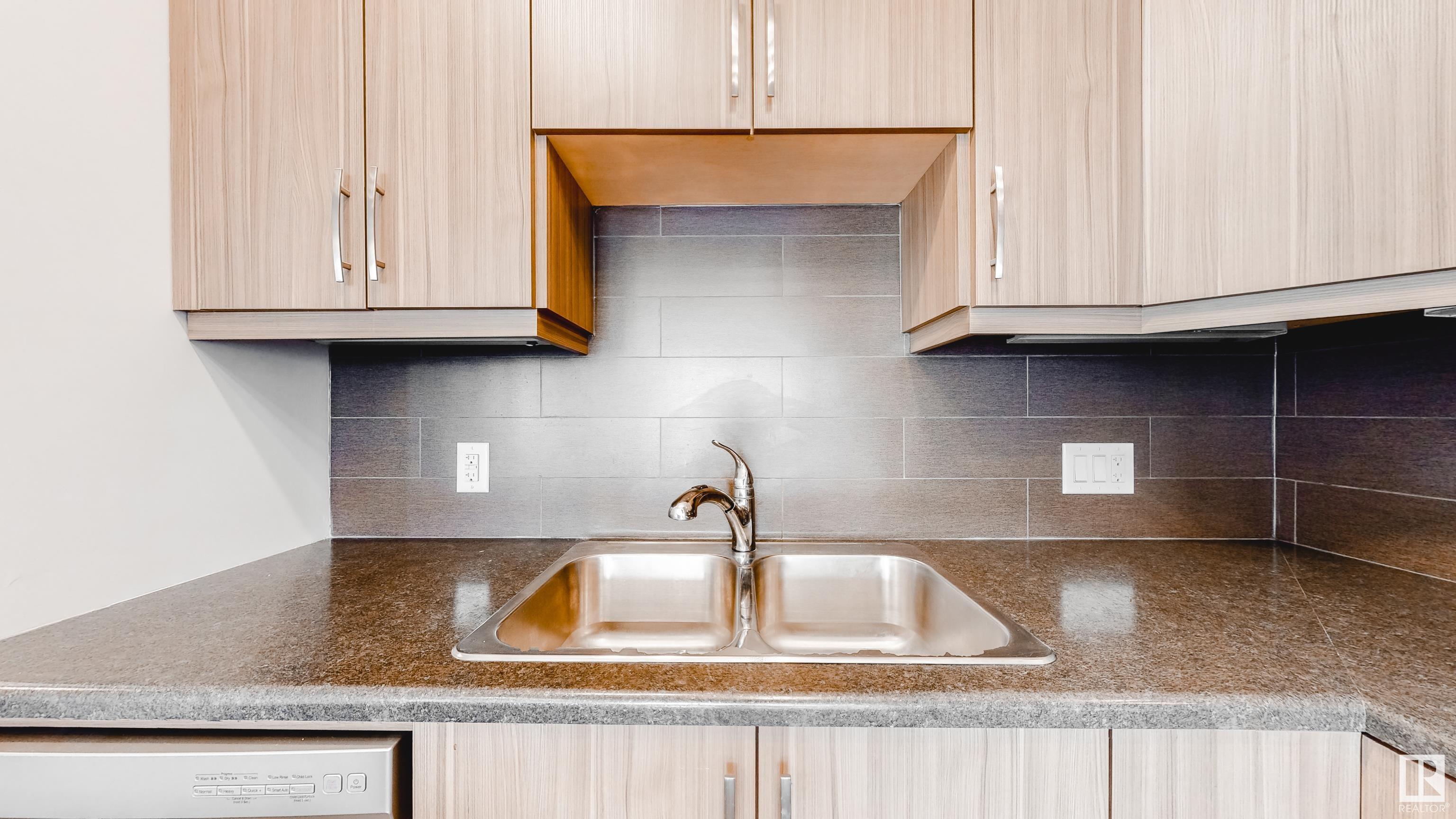Listing E4325099 - Large Photo # 8