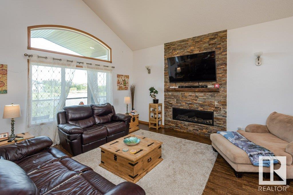 Listing E4326157 - Large Photo # 6