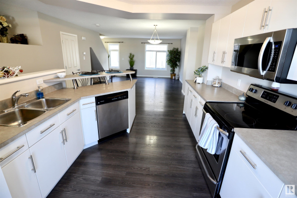 84 465 HEMINGWAY Road, Edmonton