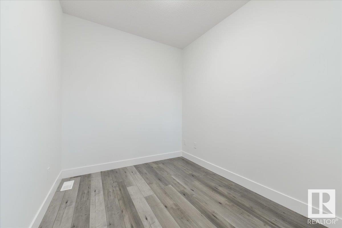 Listing E4326621 - Large Photo # 4