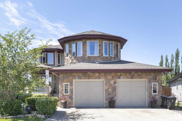 4 VALARIE Bay, Spruce Grove