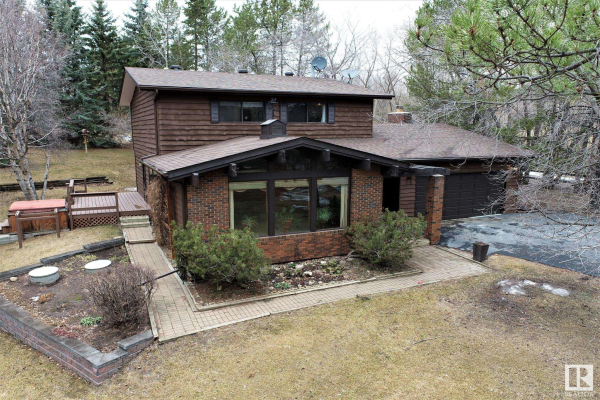 17 1017 TWP RD 540, Rural Parkland County