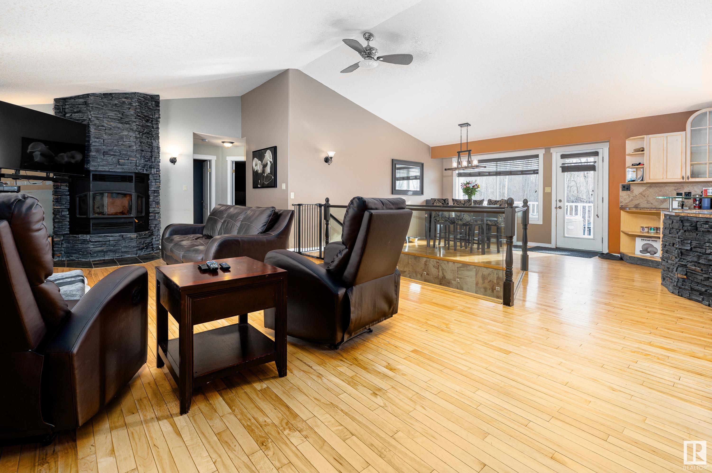 Listing E4328059 - Large Photo # 13