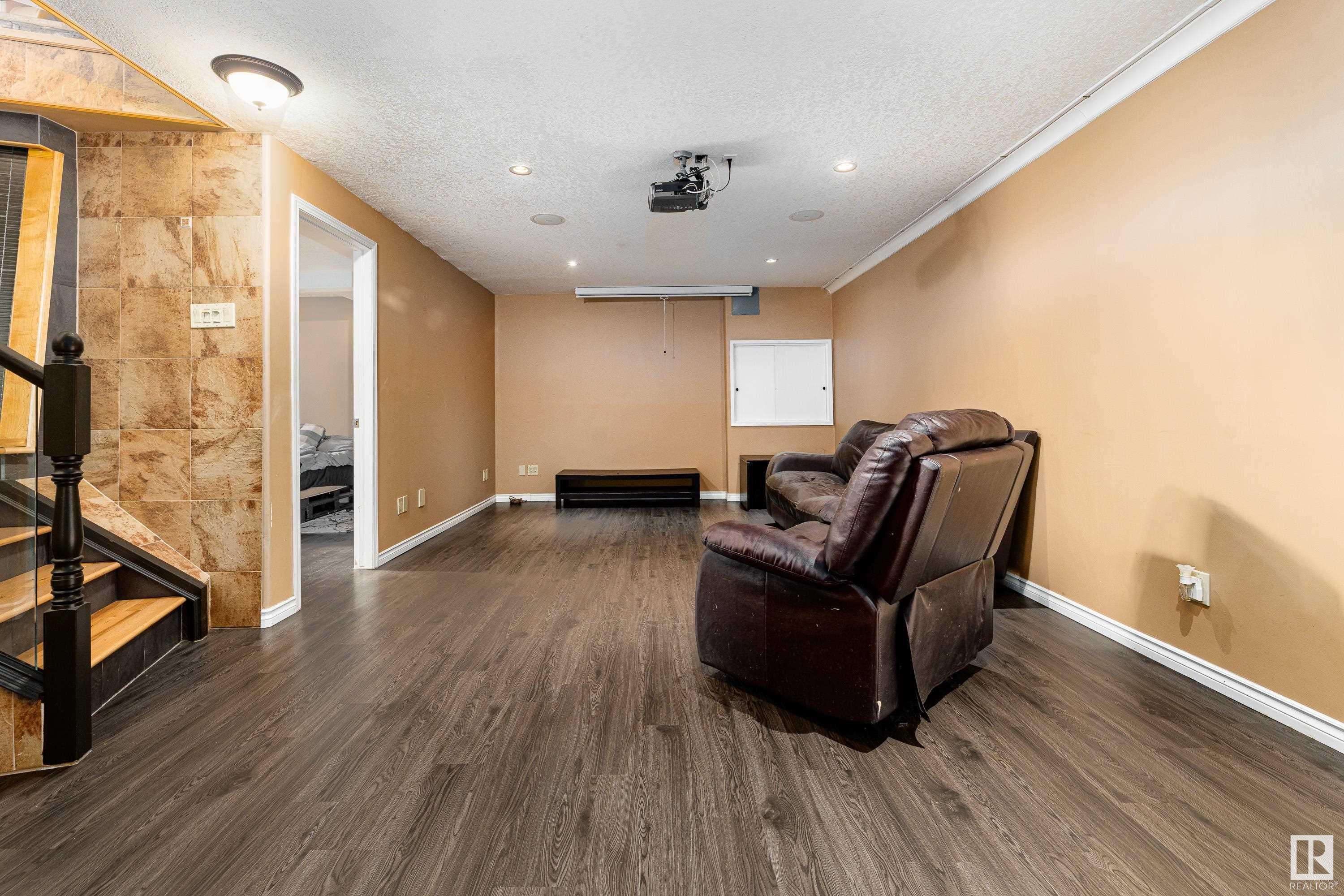 Listing E4328059 - Large Photo # 34