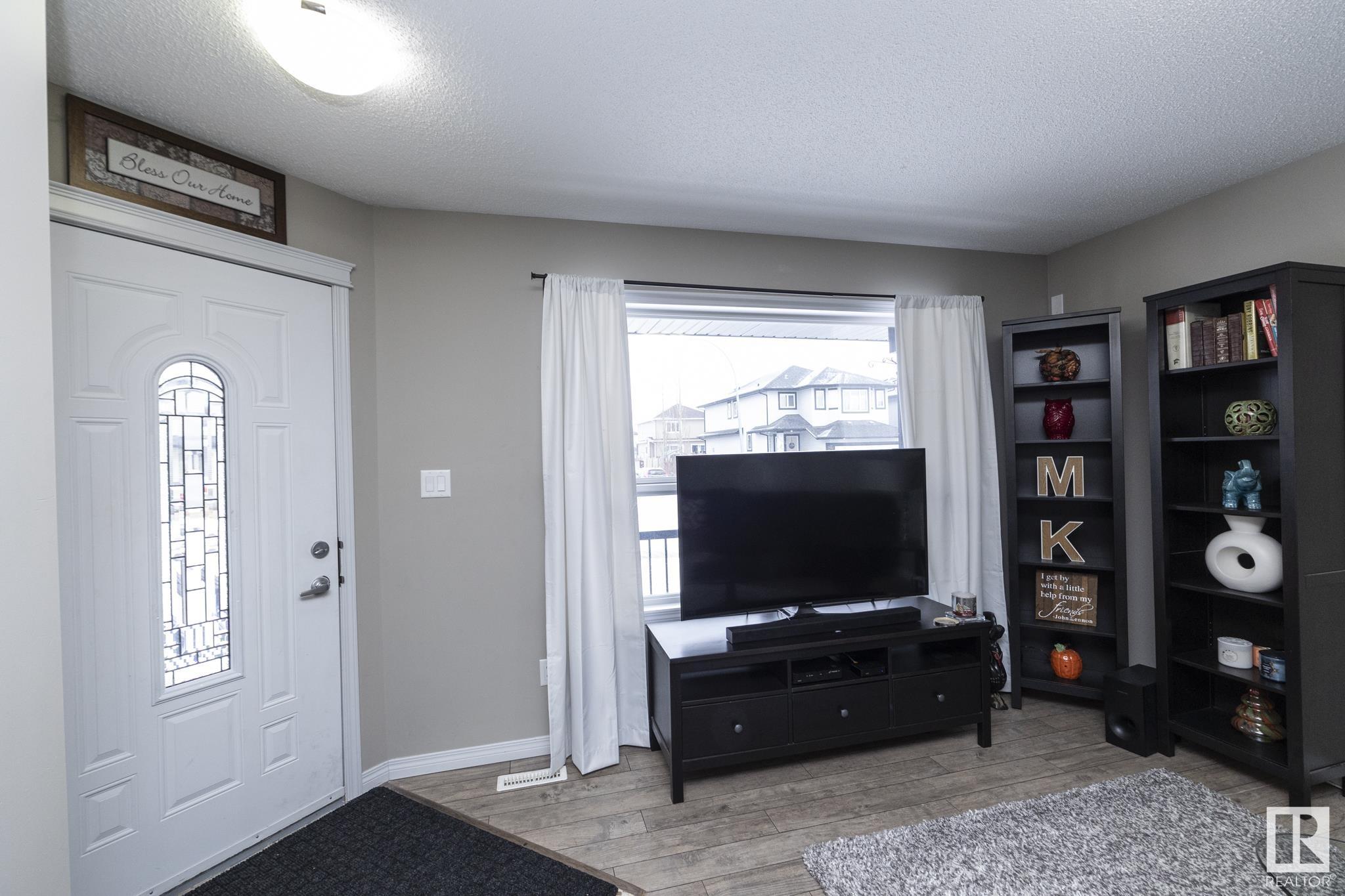 Listing E4328359 - Large Photo # 2