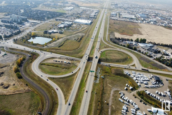 990 Lakeland Village Boulevard, Sherwood Park
