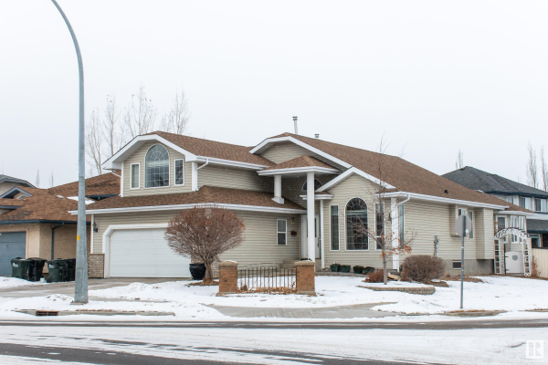 212 Meadowview Drive, Sherwood Park