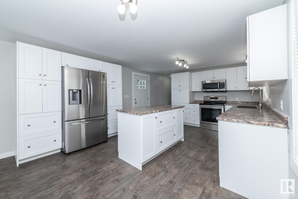 191 Lee Ridge Road, Edmonton