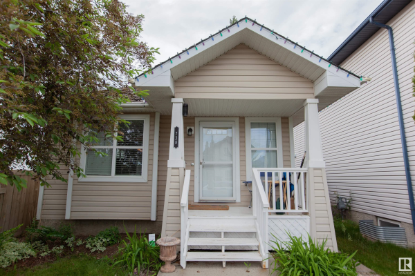 738 88A Street, Edmonton