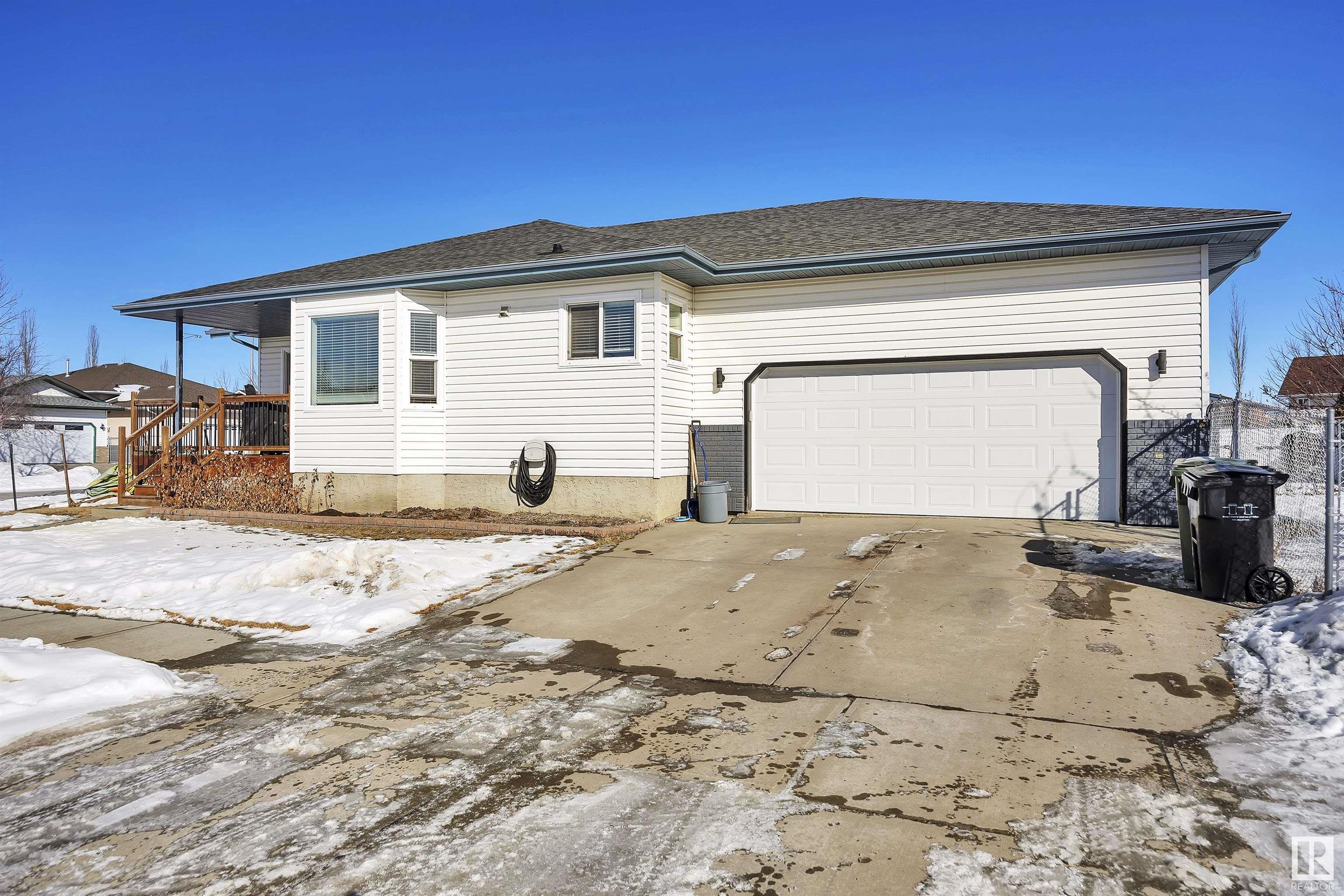 Listing E4330002 - Large Photo # 1
