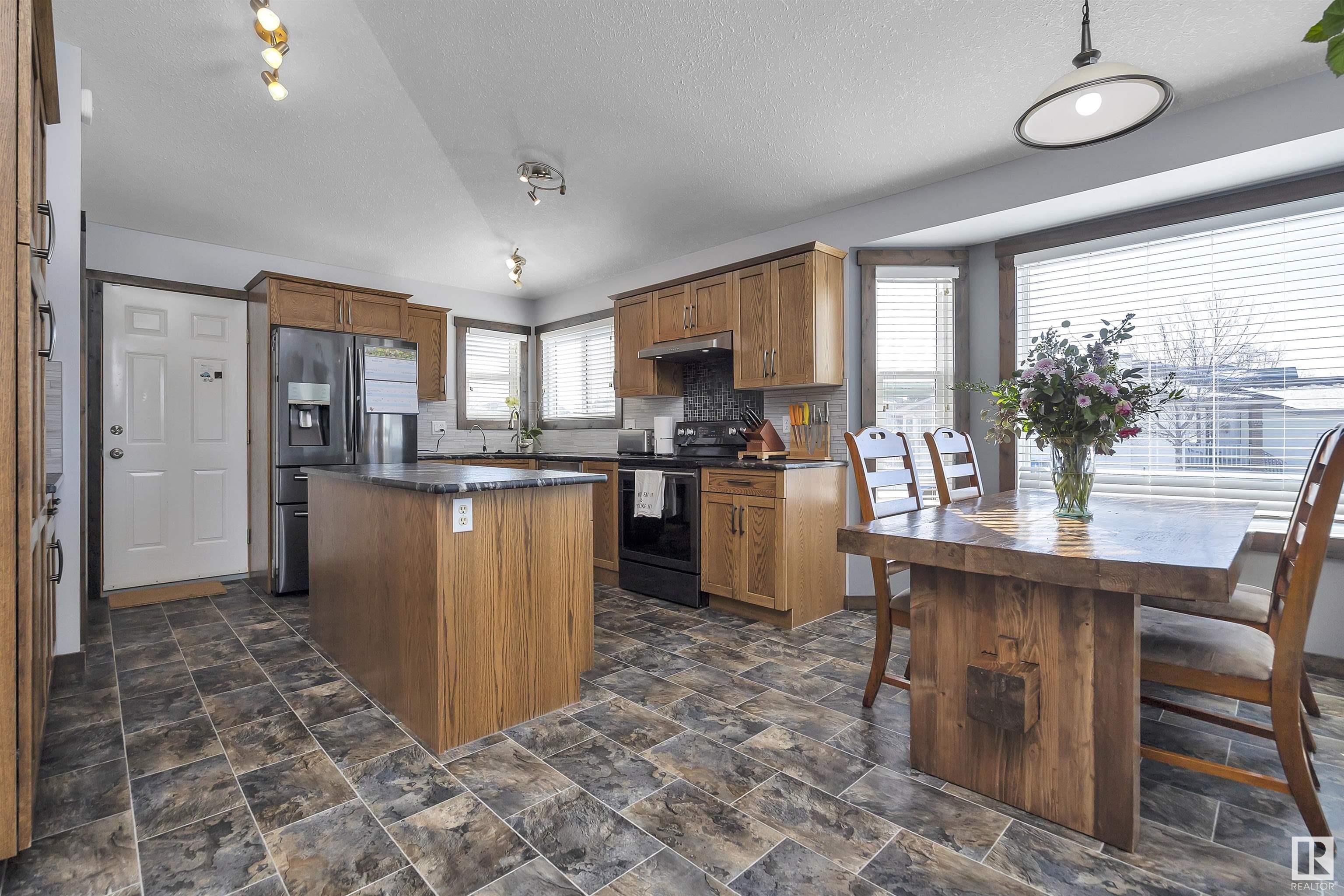 Listing E4330002 - Large Photo # 10