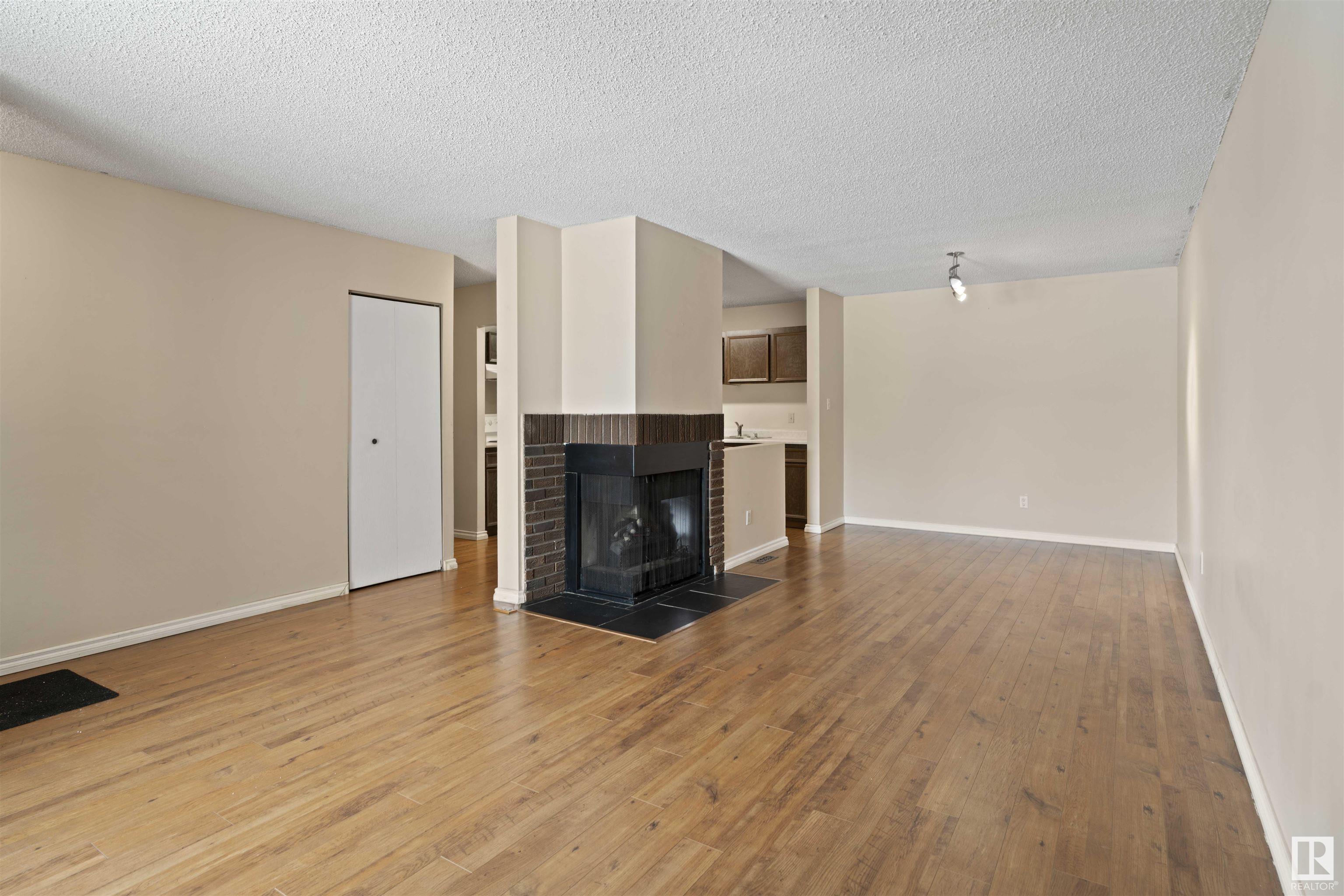Listing E4330074 - Large Photo # 3