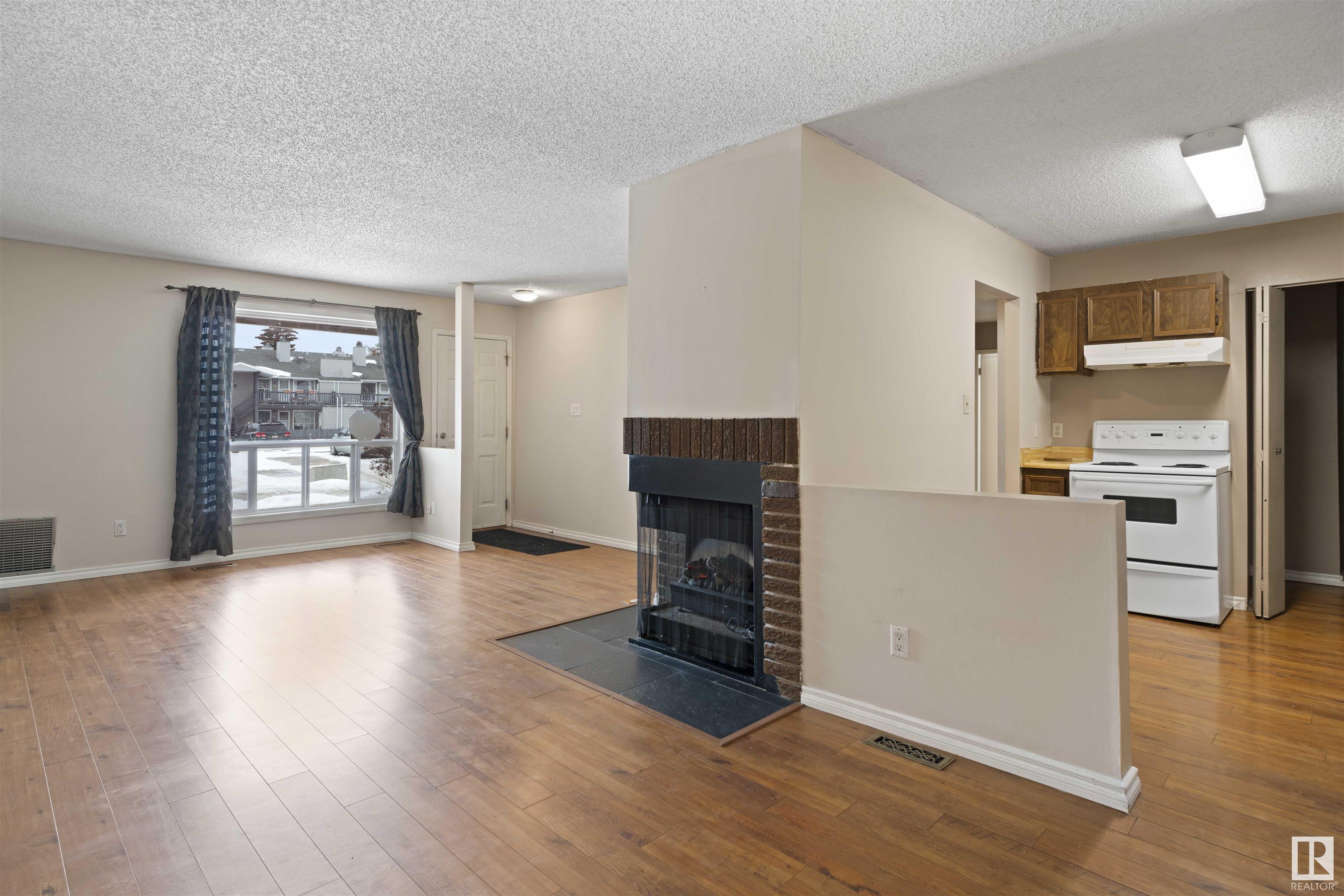Listing E4330074 - Large Photo # 4