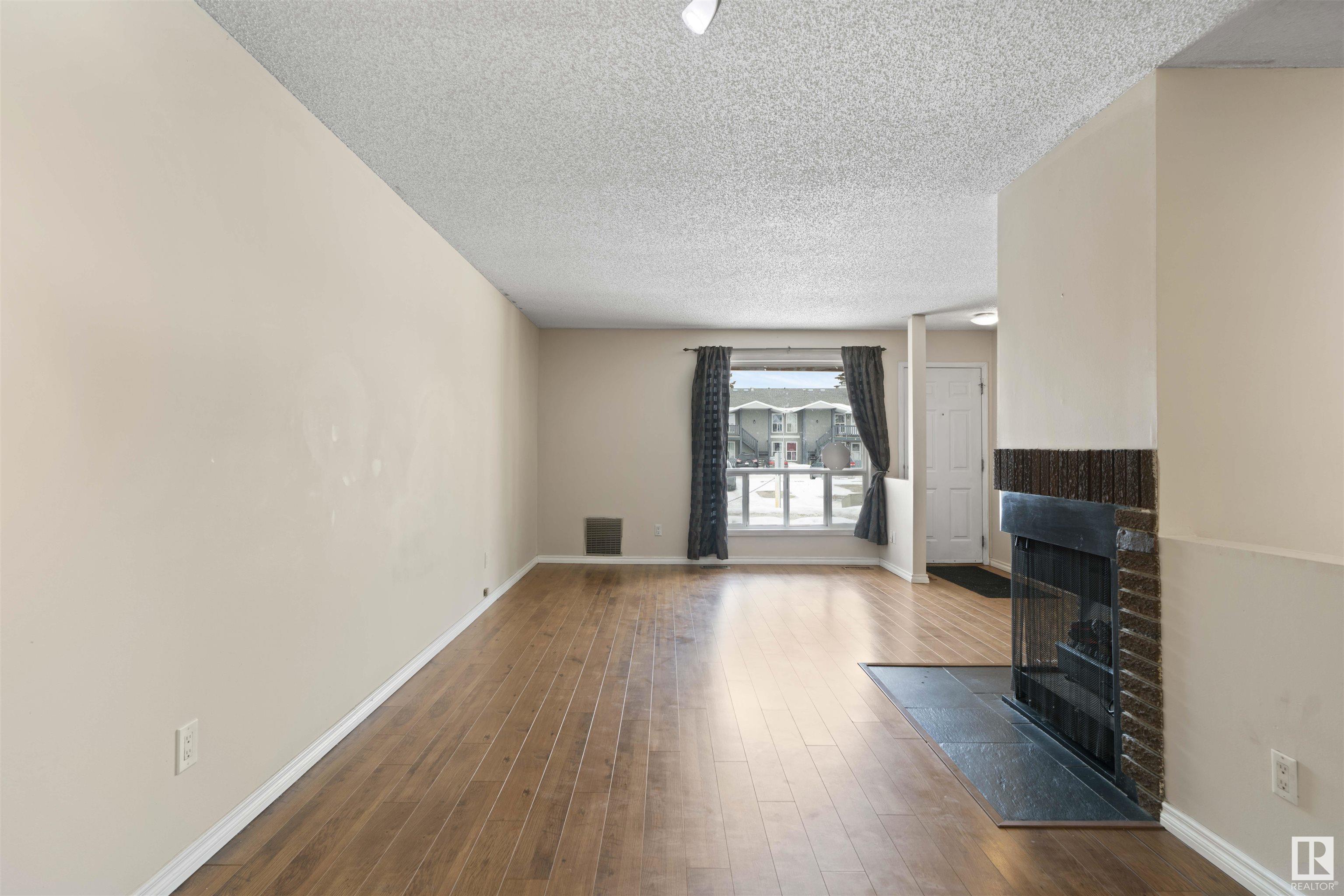 Listing E4330074 - Large Photo # 2
