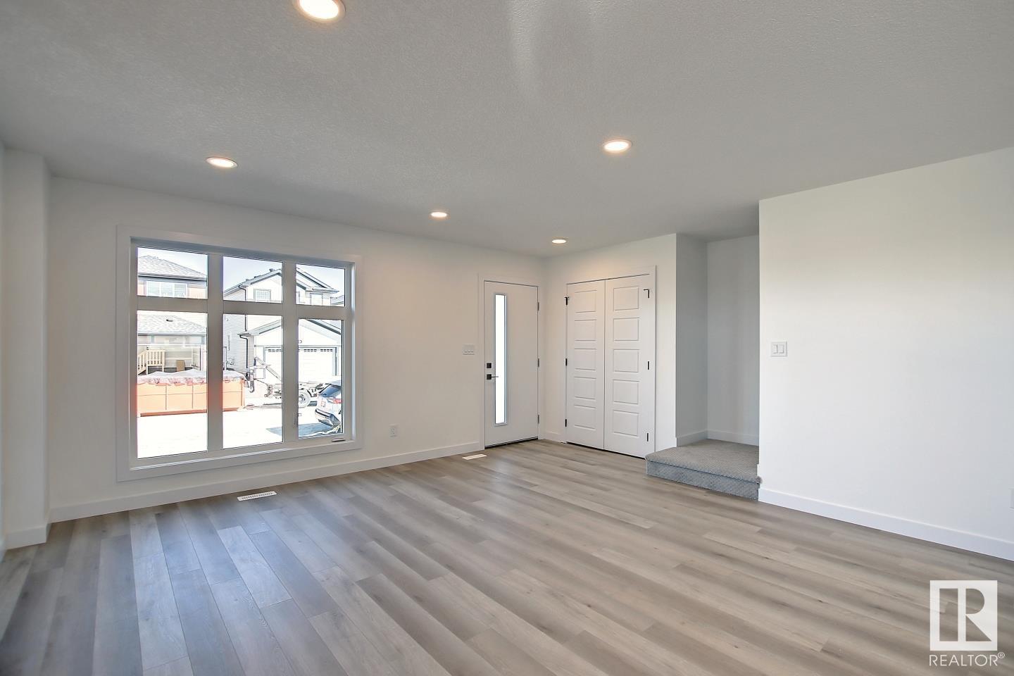 150 Kidd Crescent