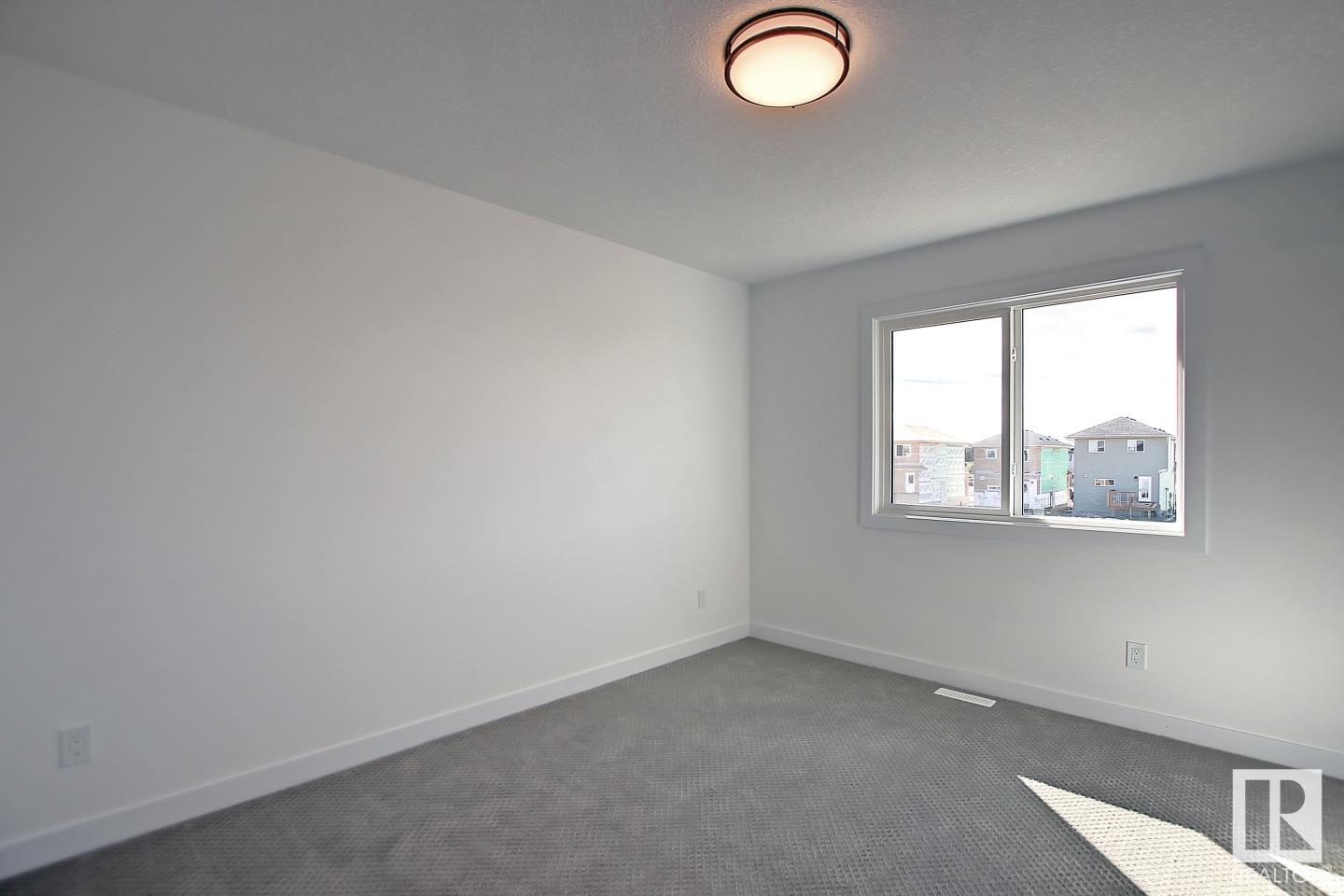 150 Kidd Crescent