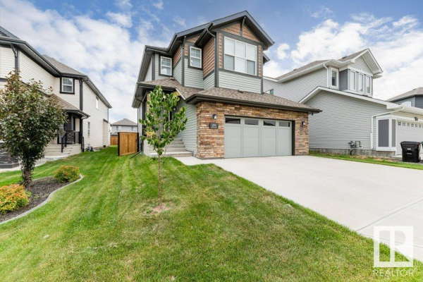 1195 SANDSTONE Boulevard, Sherwood Park