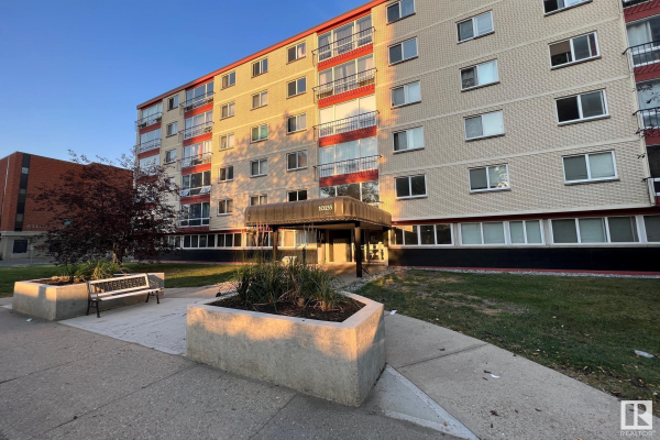 203 10135 120 Street, Edmonton