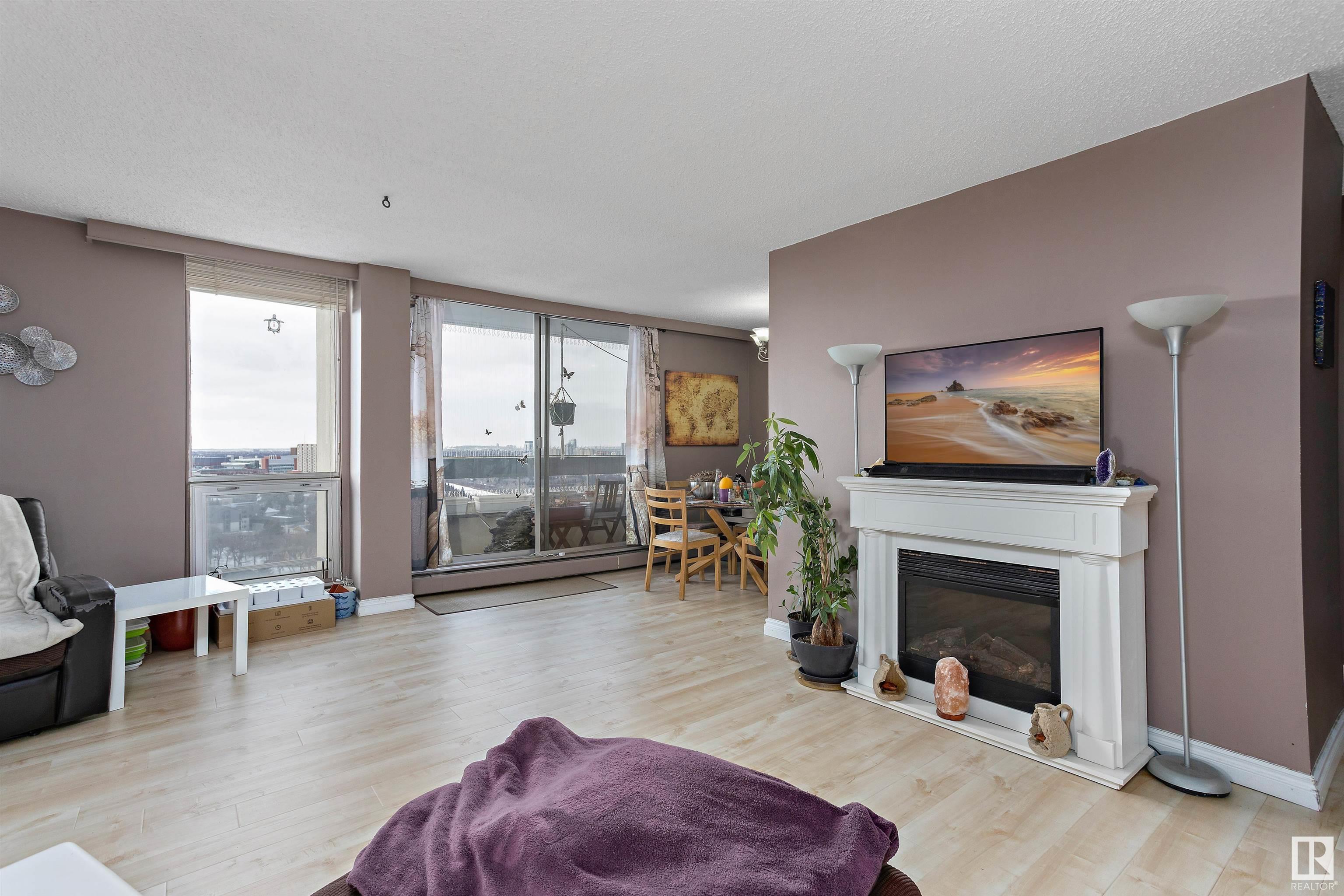 Listing E4330572 - Large Photo # 2