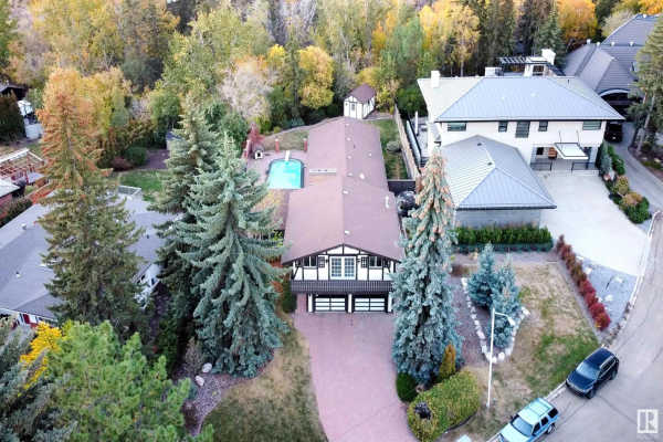 14032 VALLEYVIEW Drive, Edmonton