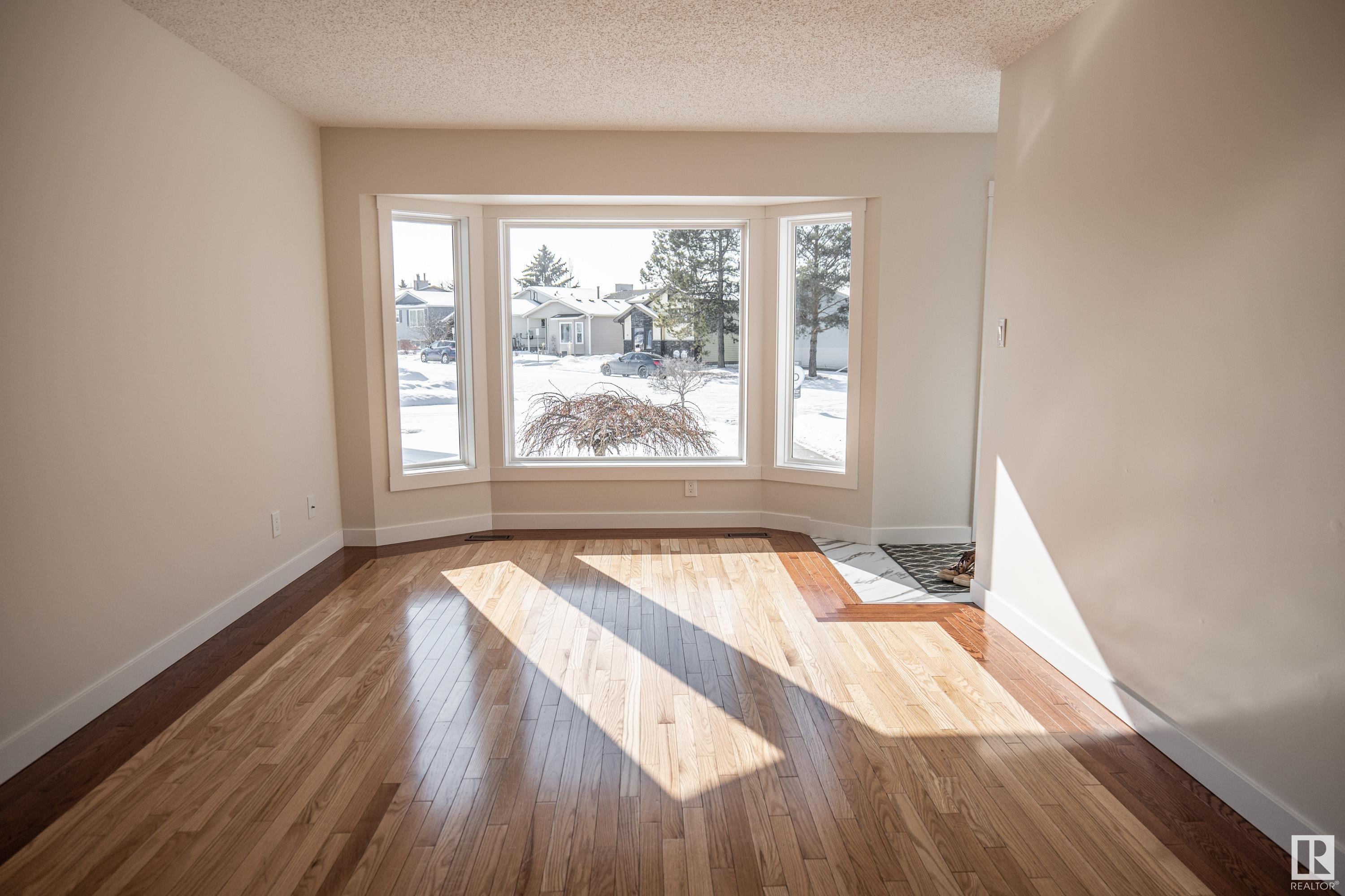 Listing E4330834 - Large Photo # 2