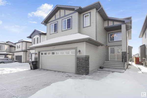 250 ALBANY Drive, Edmonton