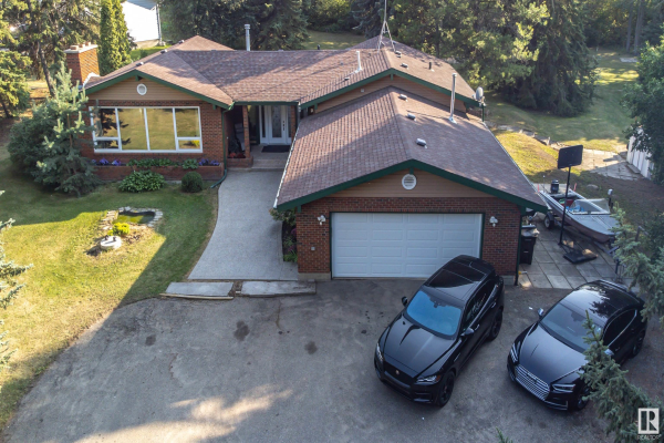 112 WINDERMERE Crescent, Edmonton
