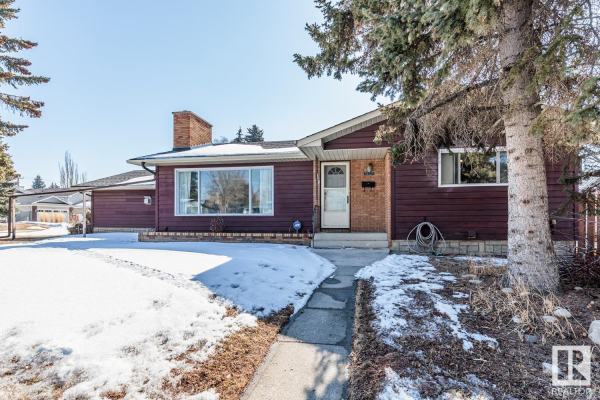 7407 92 Ave, Edmonton