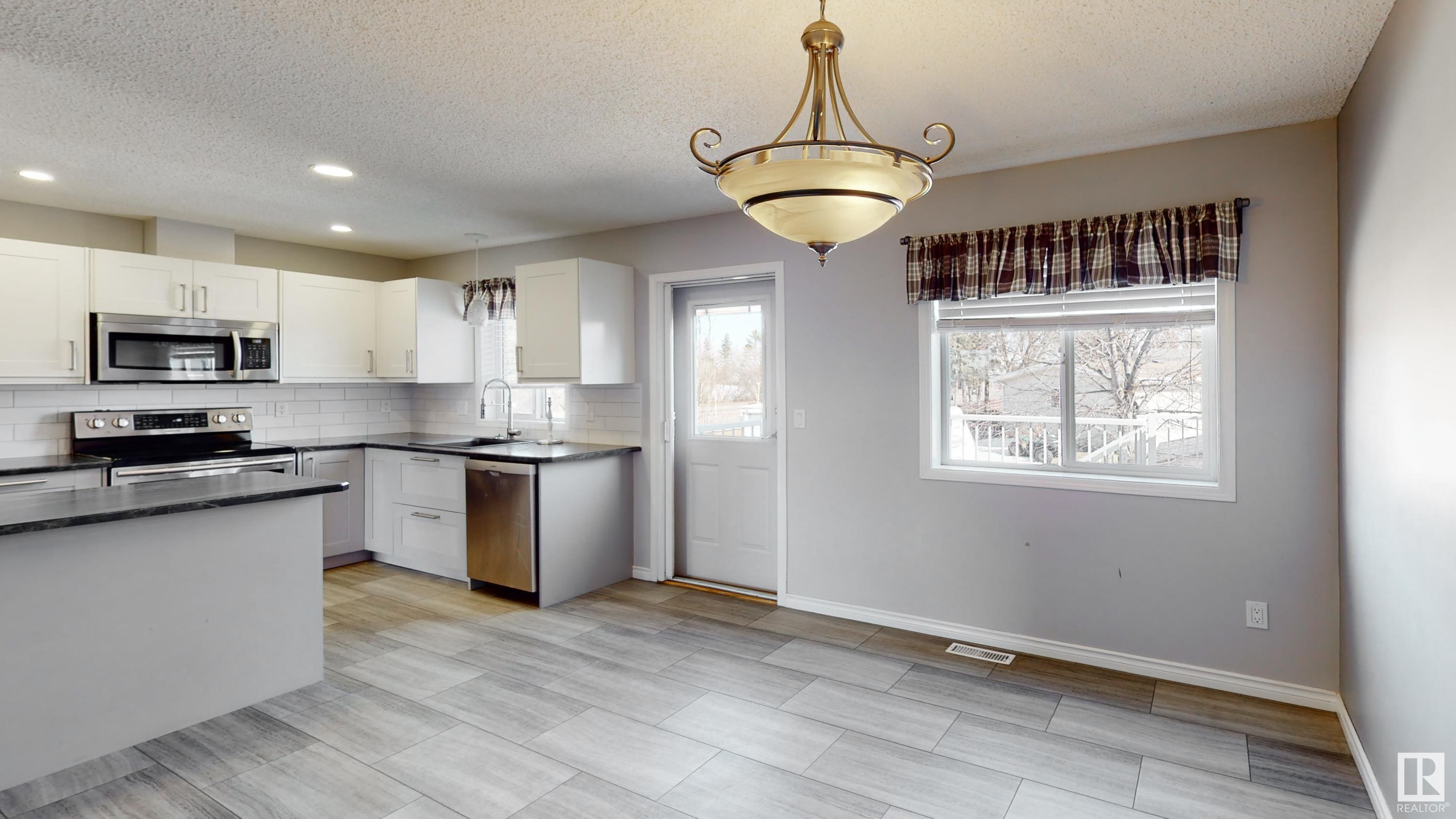 Listing E4332607 - Large Photo # 13