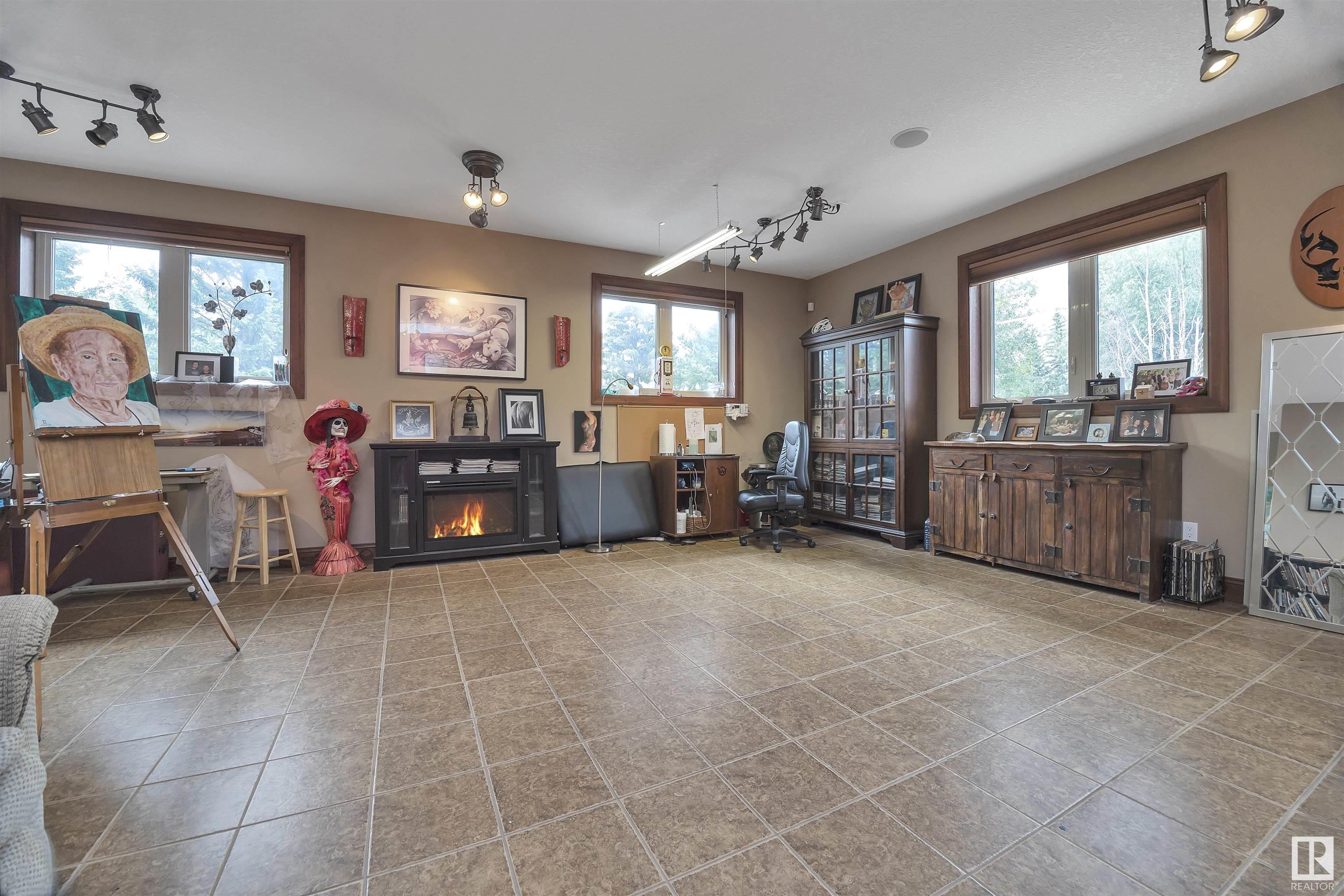 148 WINDERMERE Crescent